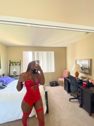 (702)805-9821 is Blackand offers nuru massages, asian massage, bodyrubs in New york and available for outcall on rubrankings RATES DIFFER) Hey I’m Naomi I’m a dominant erotic provider specializing in Nuru and Tantric! Very fetish friendly! I am not a pro providing a "FS" experience . I provide a body to body massage experience allowing mutual touch .Please feel free to check out my personal IG page for verification I’m also verified on Slixa .com I’d love to have you over my upscale suite or Airbnb due to I am a traveling masseuse , always filled with relaxing aroma therapy, a separate room specifically for my services filled with clean linen, soft white candles & relaxing music! AlwAys clean, showered & space between apntmnts so you are sure the place is sanitized & germ free! I take pride in what I do as my return rate Is guaranteed! I aim to assure that when you leave it’s an experience you crave again and very soon!!! I ONLY MAKE SAME DAY APNTMNTS NO WALK IN I REQUIRE 30 min - hour notice! 