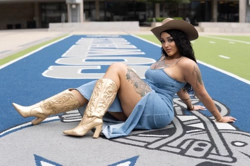 Frisco Masseuse Available 