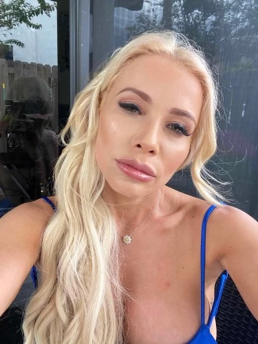 Erotic Sessions & Massage Therapy