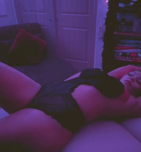 (720)365-9597 is otherand offers nuru massages, asian massage, bodyrubs in Denver and available for incall on rubrankings Young,  Beautiful and fun.  My massages are too live for,  my extras will keep you wanting more