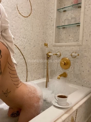 (929)407-1031 is Caucasianand offers nuru massages, asian massage, bodyrubs in New york and available for incall on rubrankings Hi, I'm Alexis. I’m a sweet and sultry tattooed vixen with a sense of adventure. I stand 5'4" with a slender physique, perky 34Cs, and green eyes that you'll lose yourself in. Allow me to spoil you with a decadent bodyrub under my soft hands. I have a gentle touch and a tender sensuality that will leave you breathless. My personality is warm, inviting, and easy going. I’ve been told I am a fun mystery to solve, and I pride myself on my ability to make lasting connections. Drop a line, suitors - I’ll be waiting :)

