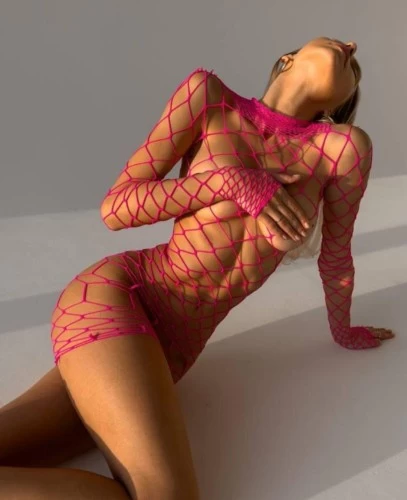 (917)723-7935 is ethnicity_Mixedandoffers nuru massages, asian massage, bodyrubs in New York and available for service_location_outcallon rubrankings Hello . My name is Nina ( vip) friends only : Outcall 
Welcome to my world. 
Sweet brunette offering : Body Rub and fetish. 
All locations . Outcall /book in advance . 
Available now . 

