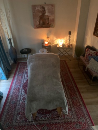 5⭐️ Massage with LMT… Hot Stone Special 