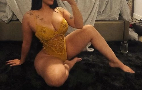 Intense Naughty Cum Play/ Mouthwatering Curves 