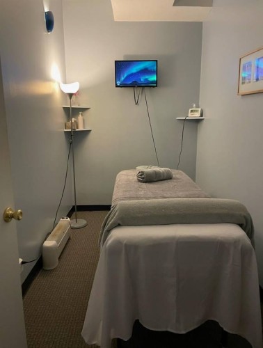(773)905-9688 is Caucasianand offers nuru massages, asian massage, bodyrubs in Chicago and available for incall on rubrankings Under New Management
CTM Studio
Offering Full Body Massage 7 days a week 10am to 8pm
Friendly European & Latina Female Therapists
Try Our New Therapists
Kelly mid 20's Beautiful European 
Pamela late 20's sexy Latina 
One hour & 90 minute sessions available
Convenient Northside location with a friendly atmosphere ,hot towels ,& free street parking
Call Or text 773-905-9688
No vulgar or explicit language allowed
No blocked or voip phone numbers will be answered
Cash or credit cards accepted $5 service fee for all credit cards