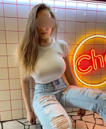 !!European girl! New in NYC!