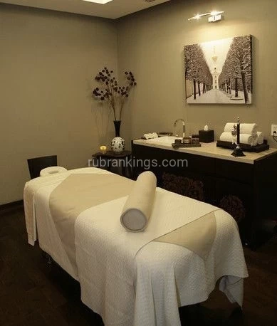 (623)440-2750 is Latinoand offers nuru massages, asian massage, bodyrubs in Phoenix and available for both on rubrankings Come and meet our new, completely renovated staff. Allow us to pamper your feet and hands in a different way. We respect every minute of your time. We use totally organic products. Hot towels. Come and renew yourself. We have qualified and certified Latina therapists who are friendly and treat our clients well. If you want to have a good place to relax, don't hesitate to come here. We have reasonable prices. We are on Maryland and 46th Avenue. Kosa spa is next to the pizzeria.          30 mini x$40.     45 min x $60.        1 hr x$80                               4641 w Maryland av Glendale az zip 85301.      623  440 2750