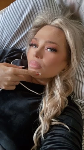 (480)430-8814 is ethnicity_Caucasianandoffers nuru massages, asian massage, bodyrubs in Orlando and available for service_location_incallon rubrankings Hello this is Amber I provide sensual massage 
60 min 200 
90 min 300 
Let me relax you 
480-430-8814