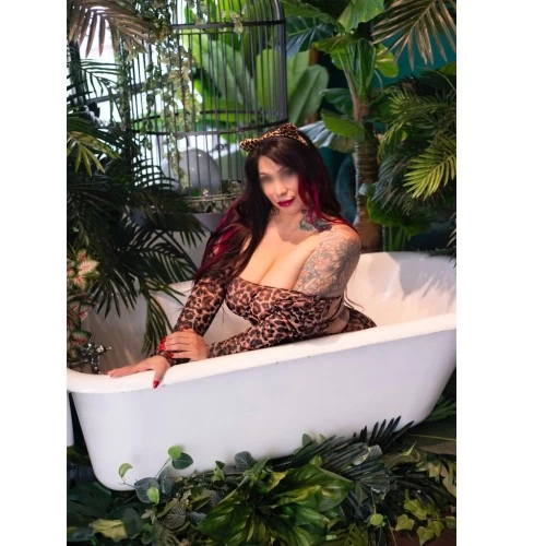 Sandra von Tease/ Nuru and edging