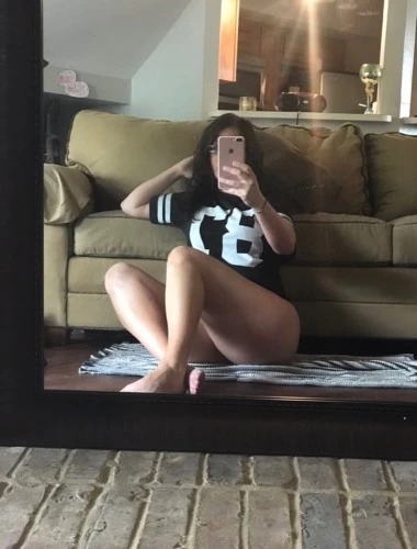 (214)769-6562 is Caucasianand offers nuru massages, asian massage, bodyrubs in Dallas and available for incall on rubrankings Near 635 & 75  

  Hi! I’m Riley. Kiss your stress goodbye. Release your tension. You found the perfect place to experience something new, something no one has to know about. I will take you to the moon and back. You’re here for a REAL treat. I am very passionate about this, you'll be too. Time to release the tension, time for some real fun! I am ready for you, TEXT IS ALWAYS BEST! I love what I do, and you will be able to tell the moment you walk into my sensual presence. 
I provide the following unforgettable sessions:  *Shower Available

- Nuru Session: $255/90min, $200/hr, $150/45min - Edging Session: $255/90min, $200/hr - 
Nuru/Edging Combo: $255/90min, $200/hr - 
TIE & TEASE (T&T) Session: $260/90min, $220/hr

**T&T DESCRIPTION:        (Each T&T session is tailored to individual levels of comfort & is strictly light bondage/sensual domination)
After I tie and blindfold you, I will sensually rub oil all over your whole body, while the simultaneous stimulation and teasing begins. I will then bring you to a highly aroused state, that intensely builds, to the point of begging for a release. Not knowing what sensations are coming next, I will take you to levels of excitement you never thought possible. Satisfaction will be both denied, and prolonged, as long as possible, IF at all……Once, and only if I decide to take you over the edge; an explosion of pure pleasure and ecstasy will leave you wanting to come back for more!! 

**PROSTATE AVAILABLE as an add on 
**ONLY ABLE TO ACCEPT CASH or BTC   

Light screening performed, on all new clients, no exceptions. Please be a gentleman when contacting me, no explicit questions guys, please keep it classy.