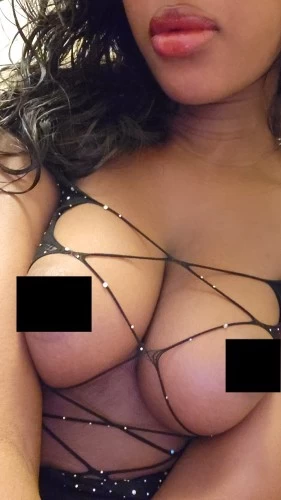 (310)633-5356 offers Bodyrubs in Los Angeles,California (310)633-5356 is ethnicity_Blackandoffers nuru massages, asian massage, bodyrubs in Los Angeles and available for service_location_outcallon rubrankings Hello, I'm Jolie. Invite me to your private sanctuary for an unforgettable experience. I provide amazing company that will keep you smiling cheek to cheek hours after we have met. I was gifted with gorgeous ripe breasts and ultra long legs. My energy is tantalizing, a simple mix of ethiopian and european upbringing I was told makes me both elegant and endearing. I would really love to meet you. Let us get acquainted over soft candle light and soothing music. Then let the chemistry speak for itself. I'm available now.