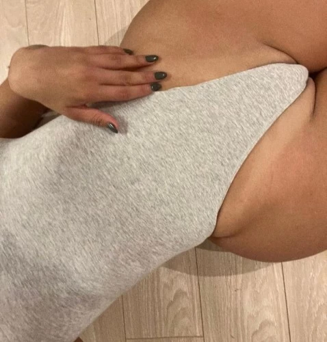 (409)347-9480 offers Bodyrubs in Houston,Texas (409)347-9480 is Latinoand offers nuru massages, asian massage, bodyrubs in Houston and available for incall on rubrankings Im a sweet colorful fun great service provider looking to give
you all you desire ......
Lonely ,Bored , Need some love an attention im your girl ......