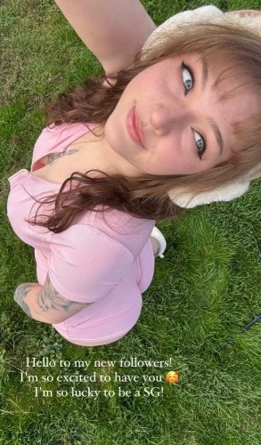  ESCORT AND MASSAGE THERAPIST