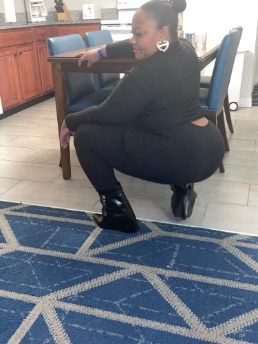 (410)934-6404 offers Bodyrubs in Baltimore,Maryland (410)934-6404 is ethnicity_Blackandoffers nuru massages, asian massage, bodyrubs in Baltimore and available for service_location_outcallon rubrankings I am a licensed therapist looking to serve the Harford county area. I'm located on Edgewood Rd in Edgewood MD. Just come on and see what you've been missing! I'm in a private room and I am open to do hotel visits if you want a more intimate, private and discreet meeting. Rates start at $100 and $25 additional if on the weekends 🙃 I do 30 min sessions up to 3 hrs text me with your request and I will let you know if I can accommodate you 😊 unfortunately I do not have sex for money so please don't ask! Seeking respectful and professional clients only! I am able to do any type of massage but no Nuru. I do Swedish, deep tissue, trigger point, craniosacral, lymphatic, and soft touch massage.