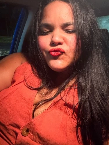 LATINA FULL BODY RUB MASSAGE 