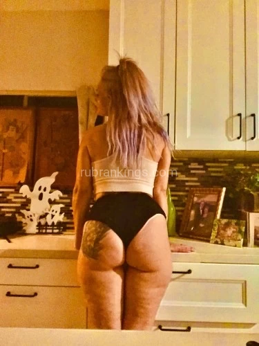 San diego BodyRubs Offered By (619)800-3776 | Bodyrubs (619)800-3776 is Caucasianand offers nuru massages, asian massage, bodyrubs in San diego and available for both on rubrankings I’m warm enough and superb at my work! I prioritize creating a comfortable start to ignite  our  passions and heat the midline quadrant of our bodies as this is a co participant session where I’ll be active with you in movement and touch !
  Mutual fun 🤩 you can fully unwind as your energy  curiously explores and expands . Aaaaaah! Breath of serenity as we summon the sun from within. 
🫵🏽🫦🫁 🎶 🎼 
 My playful spirit and eagerness to connect  pairs perfectly with everyone including new and shy to an intimate massage or for people coming to me to try something unconventional … I’m going to put you at ease and it’s convenient and cozy for you to host in your space but I’m in Oceanside right now. 
Both adults so keeping texts pg will ensure you get extra personal touches from me and …. I feel like we can let go 🪬🔮☯️🕉️⚛️🔅
🌀👁️🗨️❎🟡♾️🔘☪️⚜️ Dont worry I’ve got you covered .. every session is infused with genuine chemistry and a sense of purpose. I will make sure we achieve what we agreed on and guarantee that satisfaction ! 
🌀♾️➰☪️👁️🗨️🔘〰️⚛️🕉️☯️🔅🔮
 Are you ready yet?? 😝
👄 Scarlet 📞  
🪬 
(619) 800-3776
180 nude qv
220 nude hh 
Outcal to your spot is 360 hr….nude 🫢