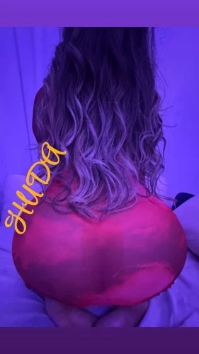 LATINAS  💋 9 to 7