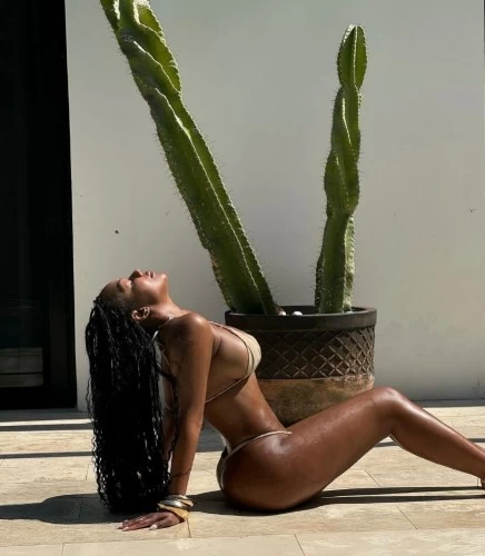 Mesmerizing Melanie (No rush appts!!) 