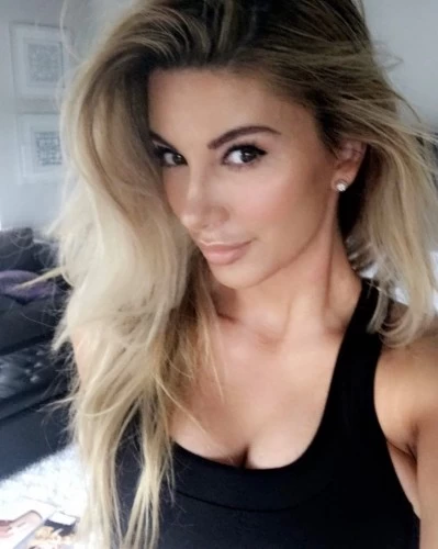 (929)454-5634 is Caucasianand offers nuru massages, asian massage, bodyrubs in New york and available for both on rubrankings Hi, gentleman!

I am a beautiful Melissa 37 yo 
European and intelligent Lady trained to give you the best message. 

I specialize in full body massage.


Your sensual escape starts here. Now.
This is the perfect opportunity to escape the limitations and restrictions in your life. Allow me to help you relax, allow yourself to laugh and the stress you've been carrying to slip off your shoulders just as you can imagine the finest of lingerie would slip off mine, and allow me to bring you into my realm.. a world of luxury, pleasure, and relaxation.

I'm waiting for you!

Not full service!