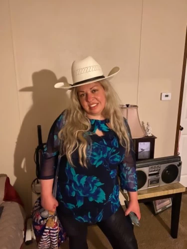 Available! Call if I don’t text back 614-705-3417