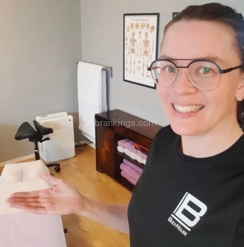 Philadelphia BodyRubs Offered By (765)228-9897 | Bodyrubs (765)228-9897 is Caucasianand offers nuru massages, asian massage, bodyrubs in Philadelphia and available for both on rubrankings I DO MASSAGE AND DO A BODY RUB. I AM LICENSED AND CERTIFIED.
I hope you are taking time for self care amidst your busy-ness.. Take some time to chillax take good care of your body, mind, and spirit with my custom blended Aromatherapy while you having some cool massaging therapy with me.
I'm a License Massage therapist for men who want a Professional Massage in a relaxed settings.
I OFFER FULL TRADITIONAL And TANTRIC MESSAGE, A BLEND OF SWEDISH, DEEP TISSUE WHERE NEEDED, REFLEXOLOGY FOR FEET, HANDS AND OUTER EARS AND AROMATHERAPY.πββοΈπ¦Άπβ
DEEP TISSUE MASSAGE
SWEDISH MASSAGE
SPORTS MASSAGE
HOT STONES
FULL BODY TANTRIC MASSAGE
I have nice and cool place with big windows that allow fresh air till we finished with your service, Visit me in my private studio to experience gently and peaceful body massage.
MASSAGE RATES
60 MIN $200.00
90 MIN $250.00
120 MIN $300.00
NOTE: I DONβT ACCEPT CASH PAYMENT
>Your session will NEVER be rushed, and we'll take our time slowly exploring one vibrant sensation after another.
> Stay well and be well, My prayer are for peace, health and healing for you. THANK YOU
Text for booking 7652289897
Gmail- crytsalstroud41@gmail.com
AT THE DOOR..GAME PLAYERS WILL BE BLOCKED