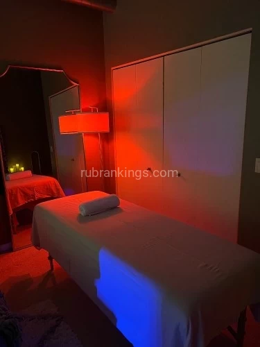 (312)801-6969 is otherand offers nuru massages, asian massage, bodyrubs in Chicago and available for incall on rubrankings Hi my name is Cassie, I have a private massage Incall located in river north. Please send your name and your desired massage date and time. I am available Monday through Sunday with advance notice. I can’t wait to meet you babe!

I am available in river north Incall only 
10am to 8pm - scheduling ahead highly recommend 

250/ 30 minutes
300/ 30 minutes
350/ 30 minutes
450/ 30 minutes
550/ 1 hour
