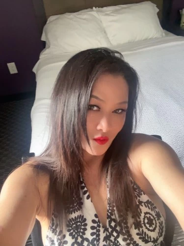 (571)278-1161 is ethnicity_asianandoffers nuru massages, asian massage, bodyrubs in Albany and available for service_location_incallon rubrankings Hello gentlemen I am sweet kelly and experience massage therapist offering genuine and unforgettable sessions   I provide clean and safe private space  in call please call or text for appointment hope to see your Guys soon  have a lovely day 😘😘😘😘