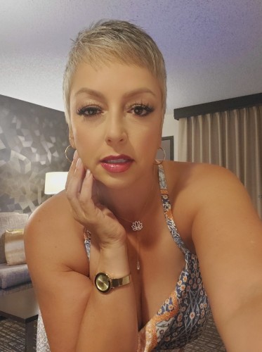 (352)306-7332 is Caucasianand offers nuru massages, asian massage, bodyrubs in Fayetteville and available for incall on rubrankings <ol><br/><li>Hi there..my name is Chelle and I am so happy you stopped by! I am a caring compassionate body rub provider specializing in Nuru Massage. I travel the USA sharing and teaching sensual touch and giving luxury level massages. I can't wait to connect and watch as our energies dance together in a beautiful soulful dance. Please visit my website for insights into this amazing world of Nuru.</li><br/></ol>