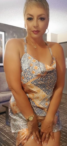 (352)306-7332 offers Bodyrubs in Fayetteville,Arkansas (352)306-7332 is Caucasianand offers nuru massages, asian massage, bodyrubs in Fayetteville and available for incall on rubrankings <ol><br/><li>Hi there..my name is Chelle and I am so happy you stopped by! I am a caring compassionate body rub provider specializing in Nuru Massage. I travel the USA sharing and teaching sensual touch and giving luxury level massages. I can't wait to connect and watch as our energies dance together in a beautiful soulful dance. Please visit my website for insights into this amazing world of Nuru.</li><br/></ol>