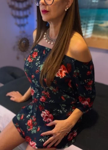 (619)214-4813 offers Bodyrubs in San Diego,California (619)214-4813 is ethnicity_Mixedandoffers nuru massages, asian massage, bodyrubs in San Diego and available for service_location_incallon rubrankings Today 1h Masage $160  (FREE prostate massage . )
✅ Working 7 days week 8am to 9pm 
✅I’m SAMARA,45 years old. Exotic Brasilian 
✅LOCATED in Bay Park/ Clairemont Drive 
✅Cash or Venmo 
💰30 min 170
💰60 min 200
💰90 min 300
✅8am / 8pm 
✅DEEP TISSUE 
✅SCIATICA, SHOULDERS & BACK PAIN RELIVE . 
✅14 Years CMT ( Real CMT) 
✅INCALL ONLY  
✅Private Home / safe / massage table/
✅ shower available after or before. 
😄I have been told that I do the best Deep Tissue, but I also can be soft as a feather.
👉 $50 EXTRA COST FOR PROSTATE MASSAGE.
❌NO FULL SERVICE ❌
❌ NO CREDIT CARD ❌
❌ no kissing ❌