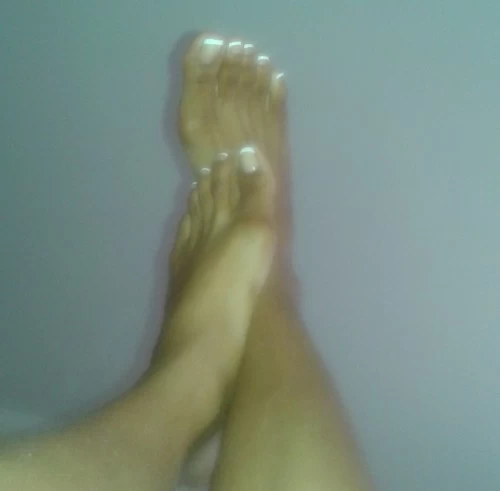 WITH FLOW AND EASE I AIM TO PLEASE