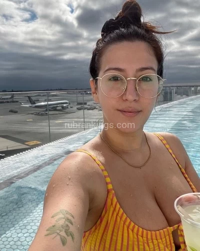 Philadelphia BodyRubs Offered By (469)922-3183 | Bodyrubs (469)922-3183 is Caucasianand offers nuru massages, asian massage, bodyrubs in Philadelphia and available for incall on rubrankings Hello everyone, my name is KENDALL S
CARR, I’m young beautiful & charming lady, I render all sorts of massage services, also includes fun’s and happy ending . Treat me nice and I’ll be nicer to you with all my heart🥰💋 😘