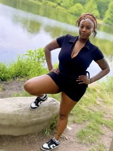 (703)843-6291 offers Bodyrubs in Washington,District Of Columbia (703)843-6291 is ethnicity_Blackandoffers nuru massages, asian massage, bodyrubs in Washington and available for service_location_bothon rubrankings No full service. Massages and hjs only.
Work from home. 
Text for menu. 
$15 Deposit for outcalls.