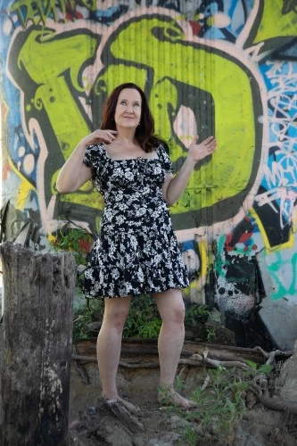 Private parking and comfortable place near Downtwn