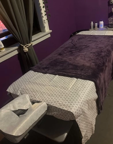 Chicago BodyRubs Offered By (773)920-8079 | Bodyrubs (773)920-8079 is Mixedand offers nuru massages, asian massage, bodyrubs in Chicago and available for both on rubrankings HEYYYY GUYYYSSSS‼️
I’m an independent bombshell with a banging body  😍 ISo I am a  professional massage therapist 🤲🏽 that has started doing sensual massages to help pay my college tuition 📚 I start with a nice professional topless massages that goes into sensual relaxing hj twist! Yessss Prostate and Pegging are available!!! Come see me when you are ready to treat yourself with a sensual massage full of pleasure, relaxation & self-discoveries, escape the routine of everyday life 30min/$200⏳60min/250 why wait book with me today!! Very discrete, gentrified, and safe location!!! NO FS‼️‼️‼️ Twerking and teasing available for additional!!
Out call additional $100 downtown area ONLY!!!!
WHEN TEXTING PLEASE SEND YOUR NAME and MENTION RUBRANKINGS!! SERIOUS INQUIRIES ONLYYY!!!