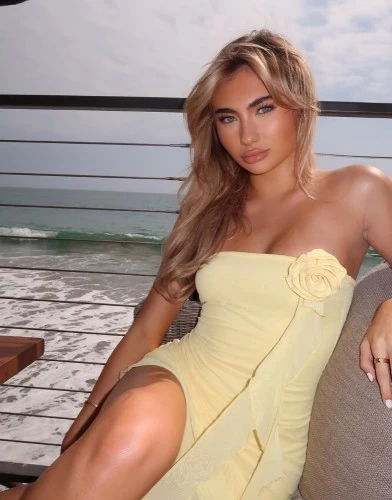 Chicago BodyRubs Offered By (470)670-3721 | Bodyrubs (470)670-3721 is Caucasianand offers nuru massages, asian massage, bodyrubs in Chicago and available for both on rubrankings Hi I’m Abby
Looking to have a good time
Contact when ready
300hr
500vip