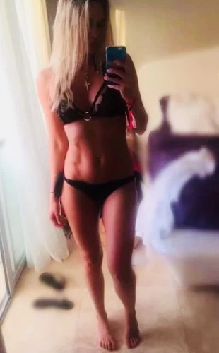 (312)383-4218 is Caucasianand offers nuru massages, asian massage, bodyrubs in Chicago and available for both on rubrankings Hello gentlemen! Im visiting town for a few days  
I provide sensual relaxing body rub, Nuru , body2body etc.. 
I'd like to meet up a new friends . For appointment and availability please text me in advance at : 3123834218
Incalls /Outcalls  are  available 
Parking is free
Hours: 7am -12am
I don’t send any pics !