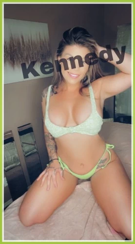 Hot MiLF Next Door KB 😍 DEEP THROAT GOAT 🐐 🏆🪄