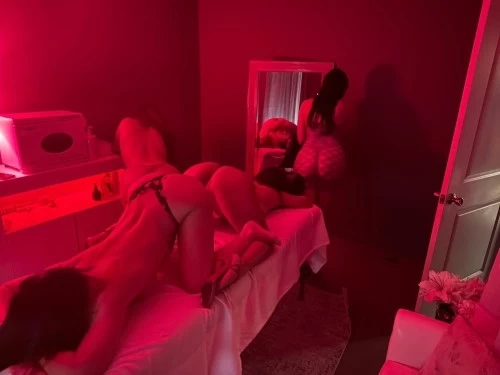 (321)315-2673 is ethnicity_Latinoandoffers nuru massages, asian massage, bodyrubs in Orlando and available for service_location_incallon rubrankings Welcome to your newest favorite indulgence!

We are located in a safe and private office, spa setting 

ALL DAY lingerie SPECIAL $220 30 mins for 2 providers of your choice. $380 for an hour session 

ONE provider 30 mins $160, 60 mins $220

Upgrades and additional services are available for an additional cost and must be discussed in person.

Please call to schedule a same day appointment! 
Available 9am-11pm Cash only 