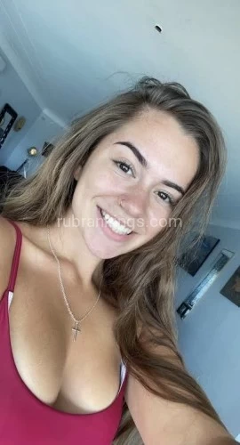 (401)519-4069 is Caucasianand offers nuru massages, asian massage, bodyrubs in Chicago and available for both on rubrankings I’m Always Available And Ready To Have Fun ..I Have Great Head Amazingly Fatass Great **** You Can Be The Judge ..No Creeps .. No Police Or Law Enforcements Need a sexy mature girl 💋👅 ✔100% Discreet Service ✔100% Independent