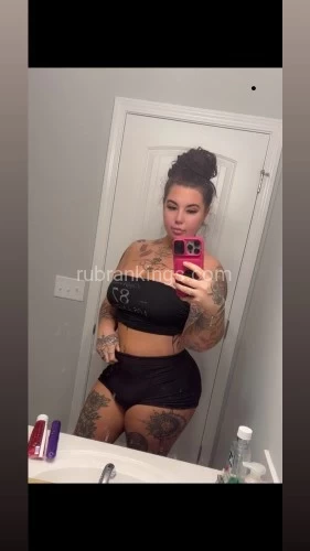 (615)433-6151 is Caucasianand offers nuru massages, asian massage, bodyrubs in Nashville and available for both on rubrankings Hey! I’m Coco. 
A little about me, I’m a curvy, fun and passionate partner. I have dark features, and always tan kissable skin. I have long smooth legs you’ll enjoy rubbing up and down you in one of my incredible B2b sessions. My favorite asset is my big juicy plump bouncy ass, and I want to give YOU the perfect view. 

Don’t waste time sitting at home watching beautiful women pass you by when you can come NOW and have one at your fingertips. 

Prices: 
$200 HH B2b 
$280 H B2b 


For repeat clients I’m now offering a DISCOUNT on each returning session. 

*Private residence 
*Hot shower
*Non scented massage oil

Wanna see more before you meet me ? Check out my only fans below! 

HTTPS://www.onlyfans.com/caressbycoco