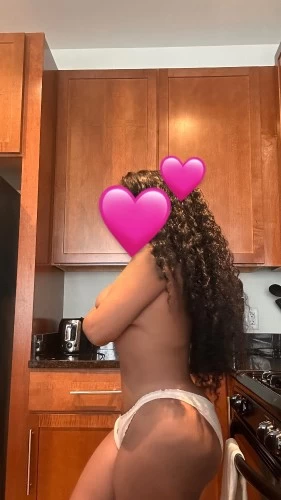 (312)343-3155 offers Bodyrubs in Chicago,Illinois (312)343-3155 is ethnicity_Mixedandoffers nuru massages, asian massage, bodyrubs in Chicago and available for service_location_bothon rubrankings Hello Gentlemen,
I’m Bella 💕
Let’s start with an unrushed body rub and melt away! You will be the King in my luxurious space! I take my time to learn your body and every desire. I’m friendly, sweet and have a beautiful face with amazing curves. 
Half Hour and Hour body rubs available 
Body 2 Body Glides available 
Mature Men only no games
Prices start at $250
Fetish Friendly 
4hand sessions available with Jasmine Vega 
Call or text to set up your session. 
Private and safe location in RiverWest