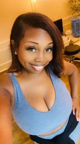 Happy cloudy Saturday 🙃 $160hr 