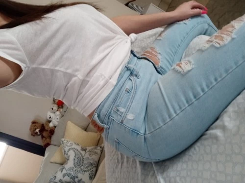 (502)912-2860 offers Bodyrubs in Louisville,Kentucky (502)912-2860 is ethnicity_Caucasianandoffers nuru massages, asian massage, bodyrubs in Louisville and available for service_location_incallon rubrankings 30//60/90 min sessions
Relax with me in my private studio 😘
I offer full body massage with a sensual & relaxing touch. 
Pleas be clean upon arrival!
Please call if we have not had a session before,
I do not provide a 24hr service, please keep calls/text between 9am & 9pm.
Kristen 502-912-2860
Cash & Cashapp accepted