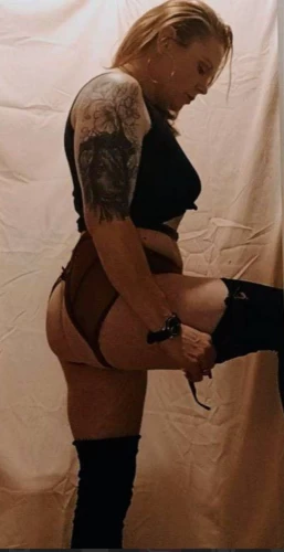 (539)302-5894 is ethnicity_Caucasianandoffers nuru massages, asian massage, bodyrubs in Tulsa and available for service_location_bothon rubrankings Hi there,I'm Layla! Im your dream girl & new found obsession.
I'm a southern bell with a wild card & a naughty side. I'm educated, classy, sexy, confident, and I'm a damn good time. I have beautiful long red hair & I have the fiery spirit that you desire. I have curves in all the right places and I always pop up looking like a10 & I love a great smelling, well dressed man. I specialize in turning your fantasies into a reality and I'm an expert at exceeding expectationsI My only priority is your satisfaction which I can guarantee. I can help you slip away from your everyday busy life with no strings attached. My upscale incall is very safe, discreet & private so you can relax & finally get that  release that you desperately need and deserve. 
 If your looking for an elevated, authentic & exciting experience then I'm your girl honey! I'm waiting and eager to please you. I'm  the BEST decision you will ever make & the BEST decision you have ever made.
Come play with me and let's have some naughty fun! I'm excited to meet you so please dont keep me waiting any longer. 
                                    L❤️VE, 
                                    Your dream girl, Layla♥️