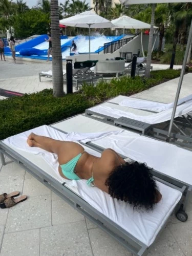 (786)203-2437 is Latinoand offers nuru massages, asian massage, bodyrubs in Miami and available for outcall on rubrankings They call me the Magic Touch…

  Call me, and see for yourself.  Good company and conversation if you need to be heard and talk over a good wine.  Massage therapist.  You found the right person!  Call me. 786-203-2437
