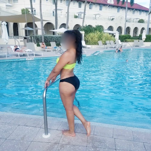 (786)203-2437 is Latinoand offers nuru massages, asian massage, bodyrubs in Miami and available for outcall on rubrankings They call me the Magic Touch…  Call me, and see for yourself.  Good company and conversation if you need to be heard and talk over a good wine.  Massage therapist.  You found the right person!  Call me. 786-203-2437