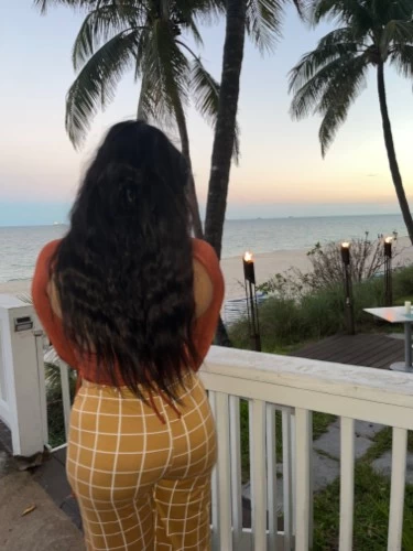 (786)203-2437 is Latinoand offers nuru massages, asian massage, bodyrubs in Miami and available for outcall on rubrankings They call me the Magic Touch…

  Call me, and see for yourself.  Good company and conversation if you need to be heard and talk over a good wine.  Massage therapist.  You found the right person!  Call me. 786-203-2437