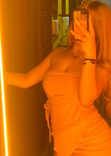 Available Now 🥰😘Bella 