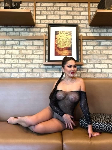Los angeles BodyRubs Offered By (310)912-2259 | Bodyrubs (310)912-2259 is asianand offers nuru massages, asian massage, bodyrubs in Los angeles and available for incall on rubrankings FS 300/NURU 200
I can be who ever you want for you 
Pics is real itβs me , Iβm not a cop and I answer where quick 
Would you grab or bite itππ? Beauty with brains sexy with all the curves in the right places.let me be your breath of fresh air, very attentive to your needs and open minded.
We will definitely have a lot of fun
PAYMENT IN PERSON and Discretion is my priority so text me baby.